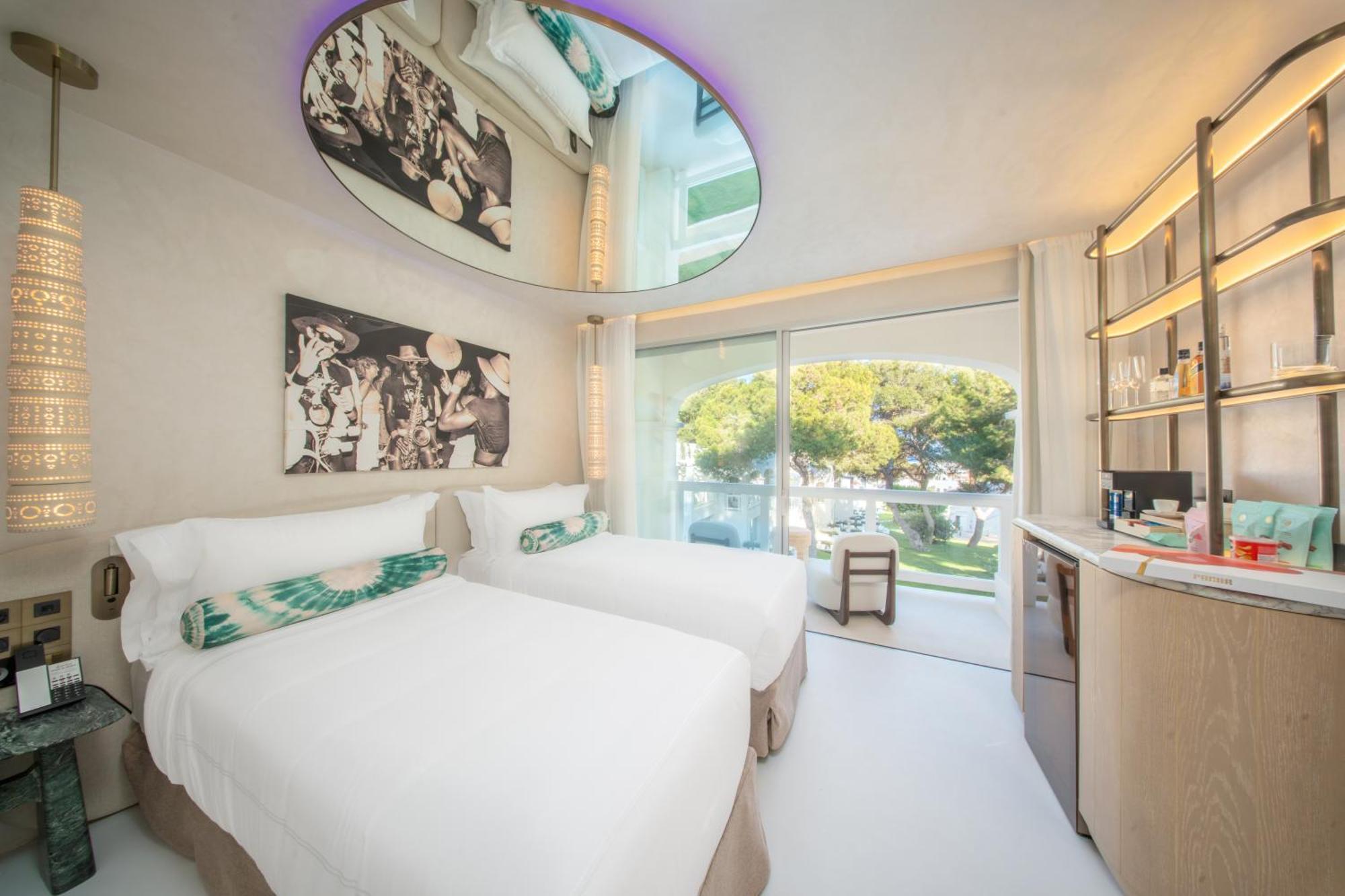Destino Five Ibiza - 5-Star Grand Luxe Resort (Adults Only) 5* Playa De Talamanca