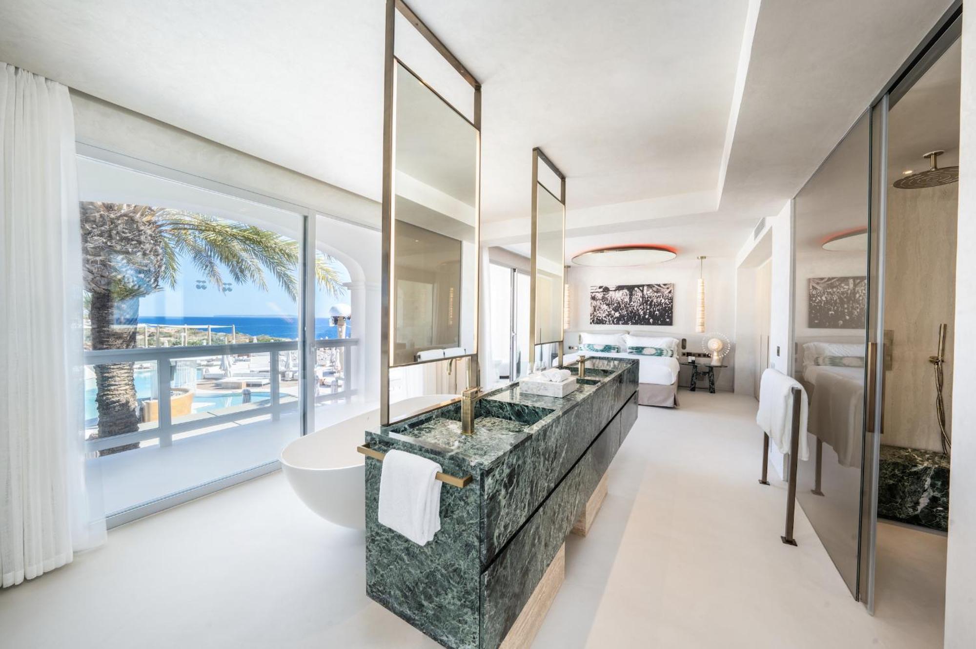 Destino Five Ibiza - 5-Star Grand Luxe Resort (Adults Only) Hotel