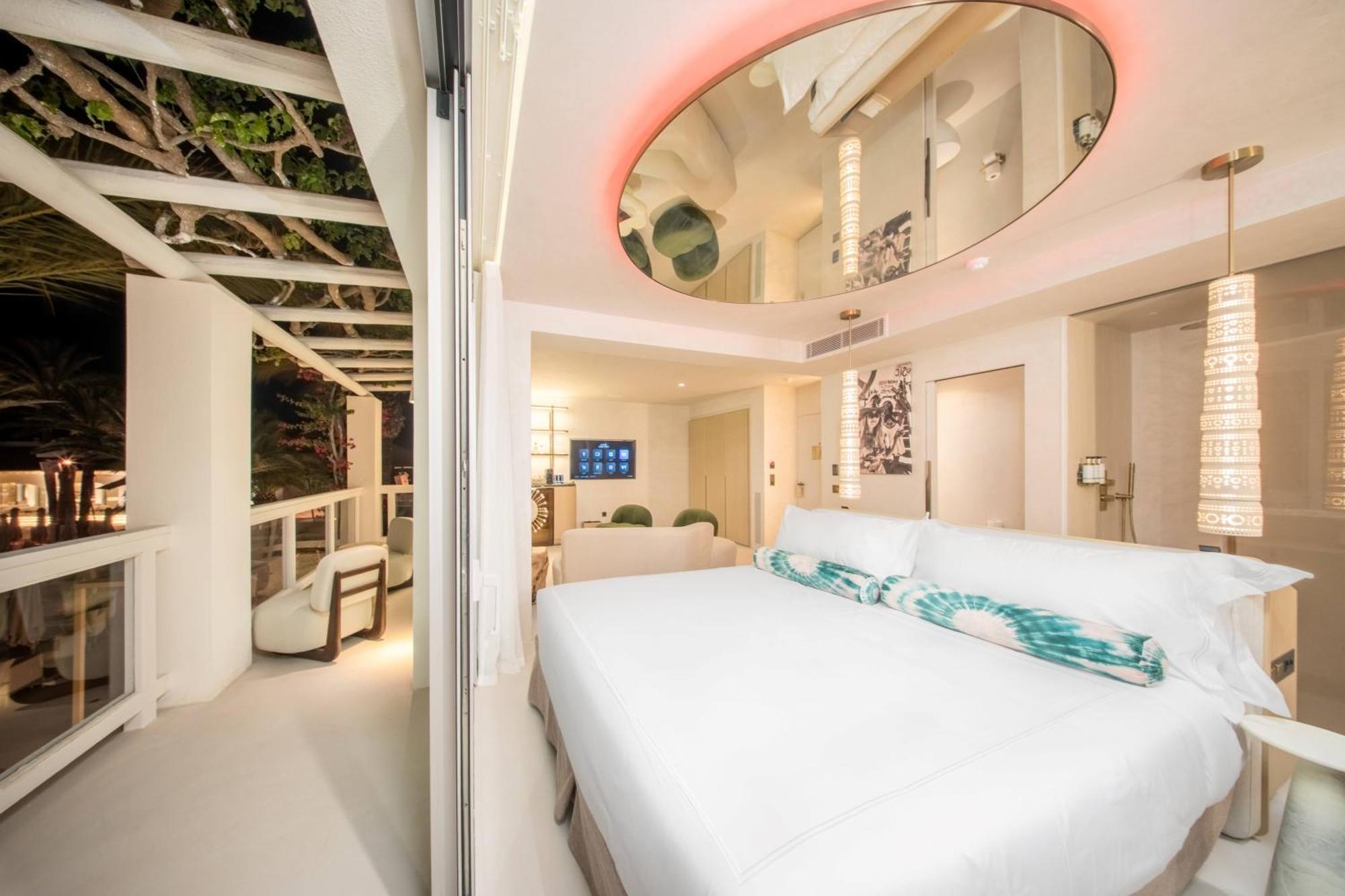 Destino Five Ibiza - 5-star Grand Luxe (adults Only) Hotel Playa De Talamanca